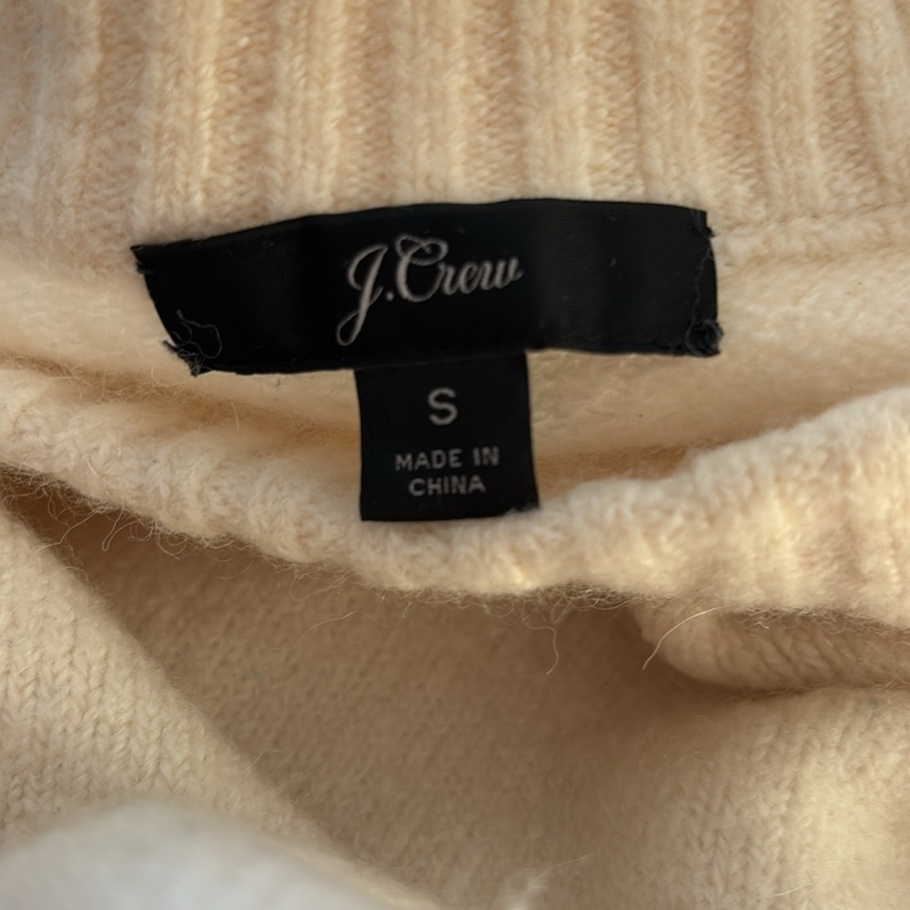 J. Crew Crewneck Sweater Sz S Super Soft Oversized Pullover Wool Alpaca Cream - Picture 5 of 7